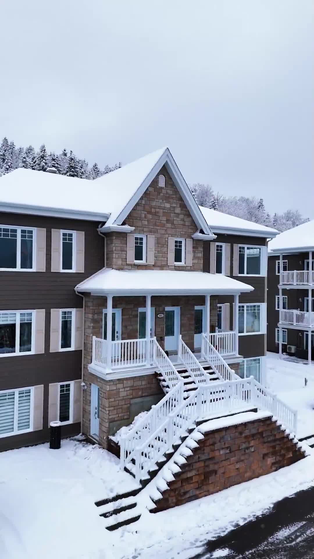 Vidéo Andrew Masson Wong – Immobilier